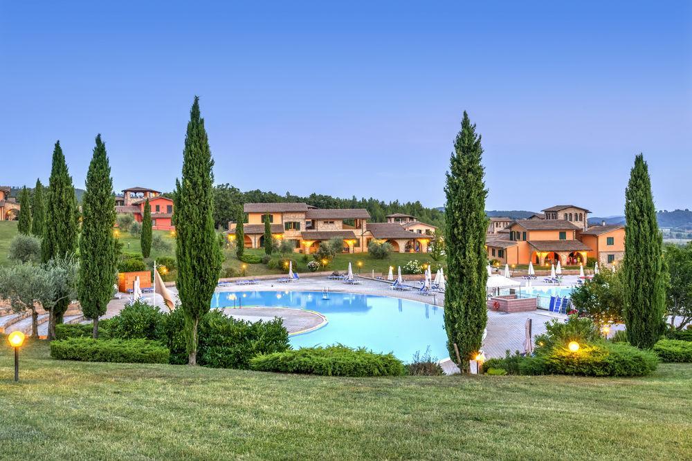 Pian Dei Mucini Resort Il Borgo Massa Marittima Luaran gambar