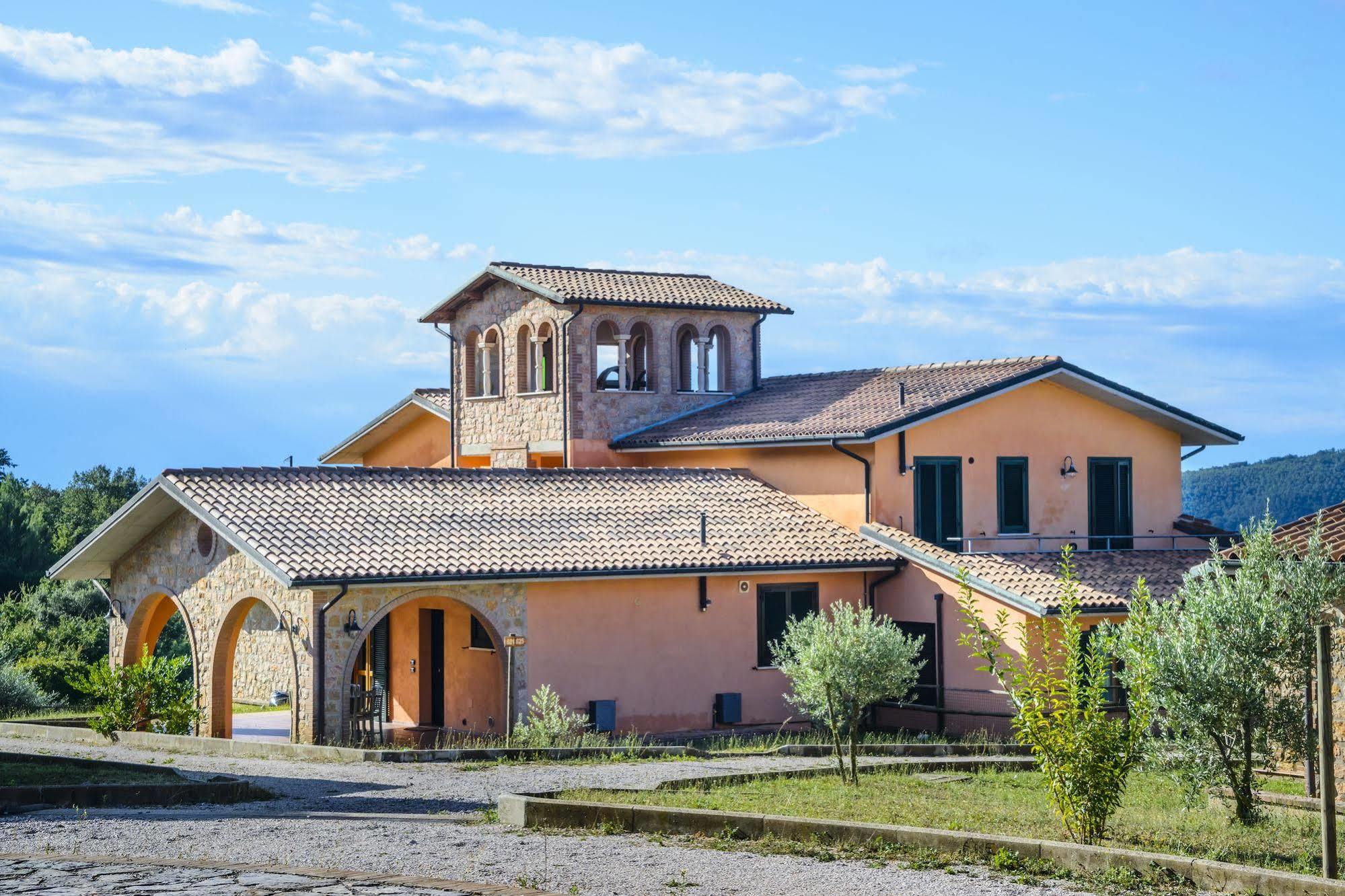 Pian Dei Mucini Resort Il Borgo Massa Marittima Luaran gambar