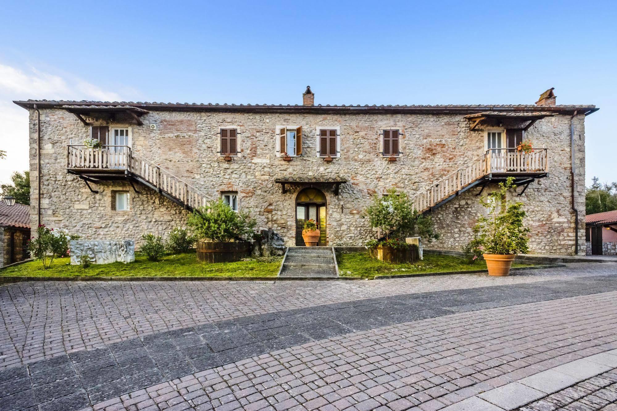 Pian Dei Mucini Resort Il Borgo Massa Marittima Luaran gambar