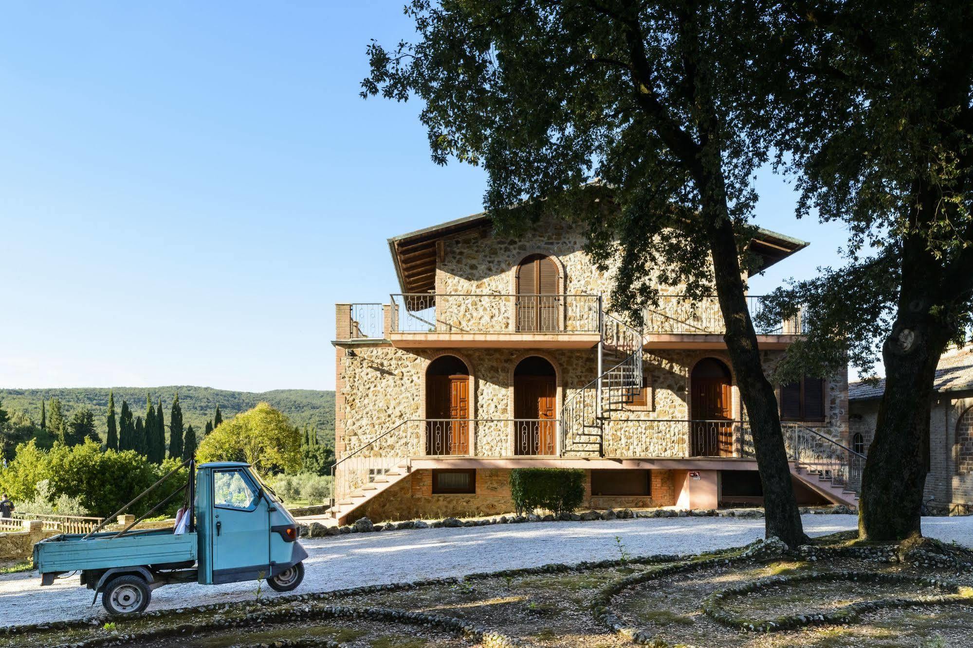 Pian Dei Mucini Resort Il Borgo Massa Marittima Luaran gambar